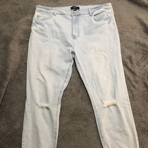 Plus size light wash jeans